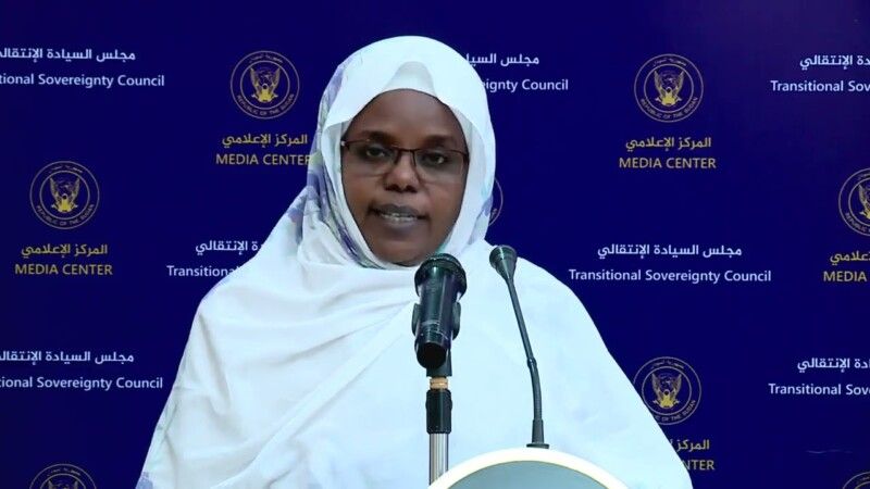 سلمى عبدالجبار تتفقد حقول الإنتاج الزراعي بولاية سنار