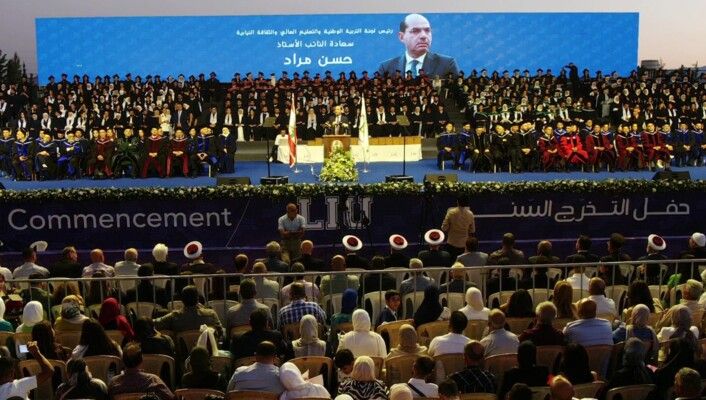 مراد أكد أن رئاسة الحكومة ليست مكسر عصا: موقع وطني غير مسموح لأي أحد التطاول عليه