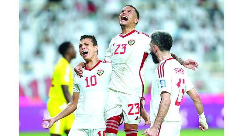 الامارات | رياضيون: تحسين المنظومة الهجومية يحلّ مشكلة المهاجم الصريح في المنتخب