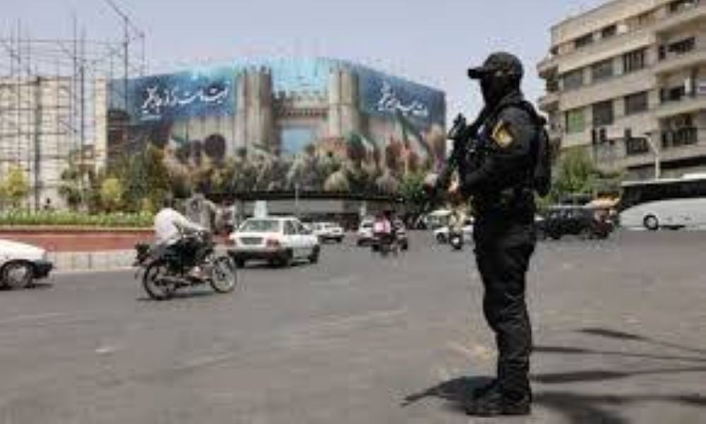 إيران: جيش العدل يستهدف مبنى القضاء في زاهدان