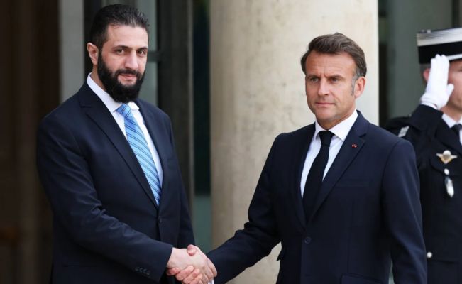 الشرع لماكرون: السويداء جزء لا يتجزأ من سوريا وأي محاولات خارجية للتدخل بشؤوننا مرفوضة