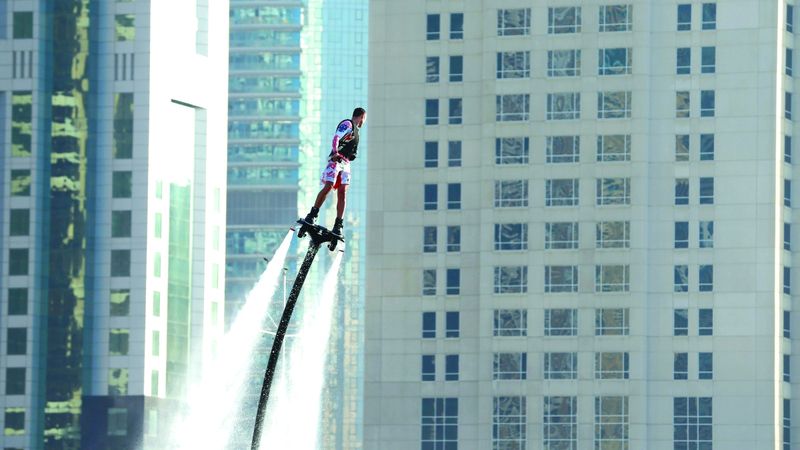 الامارات | «الفلاي بوردينغ».. مغامرات شيقة على شواطئ دبي