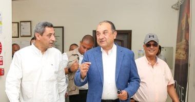 وزير قطاع الأعمال العام يلتقى محافظ السويس وعددًا من نواب البرلمان