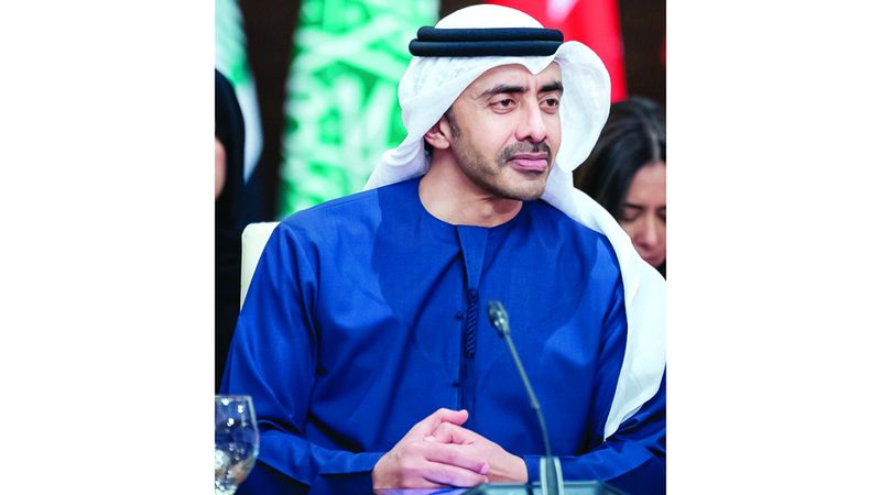 الامارات | عبدالله بن زايد: نرحب بإعلان فرنسا عزمها الاعتراف بدولة فلسطين