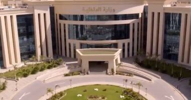 مصدر أمني ينفي مزاعم احتجاز ضابط بأحد أقسام الشرطة في القاهرة: الفيديو المتداول مفبرك