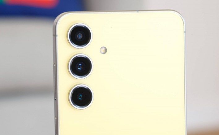 تكنولوجيا: تسريب خيارات التخزين والألوان لهاتف Samsung Galaxy S25 FE