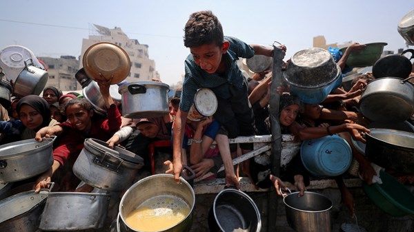 المجموعة الدولية لإدارة الأزمات: إسرائيل تمارس سياسة تجويع ممنهجة