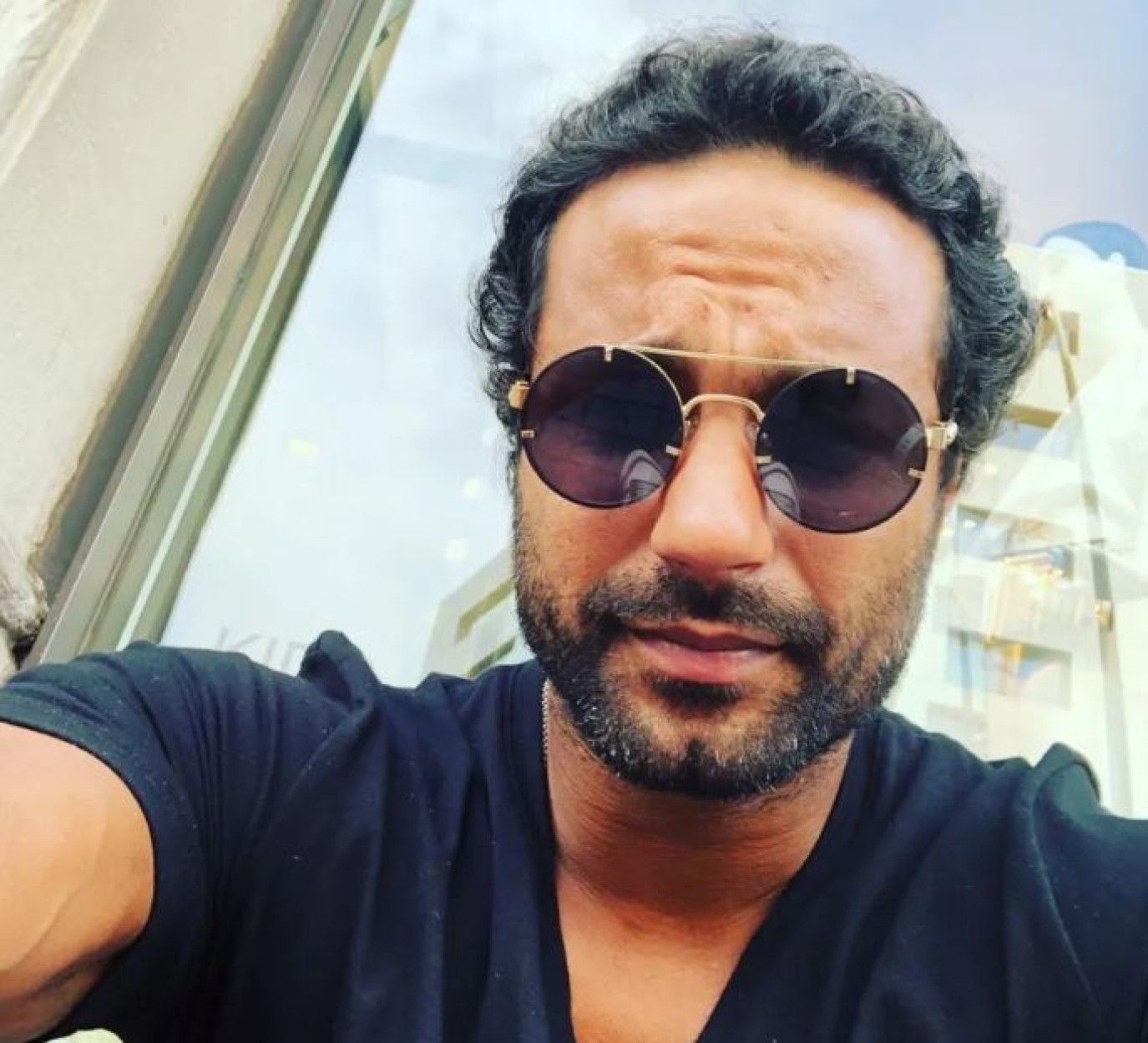التفاصيل الكاملة لمسلسل 220 يوم لـ كريم فهمي وصبا مبارك قبل عرضه الخميس