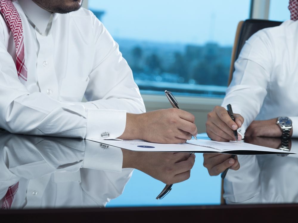 تصل إلى 65%.. بدء تطبيق قرار رفع نسب التوطين لـ 3 مهن - عاجل