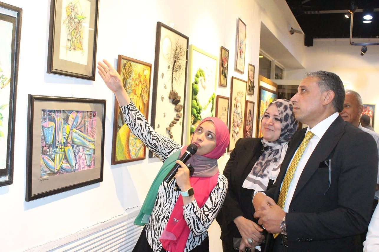 مديرية تعليم الجيزة تفتتح معرض معلمى التربية الفنية بدار الأوبرا المصرية.. صور