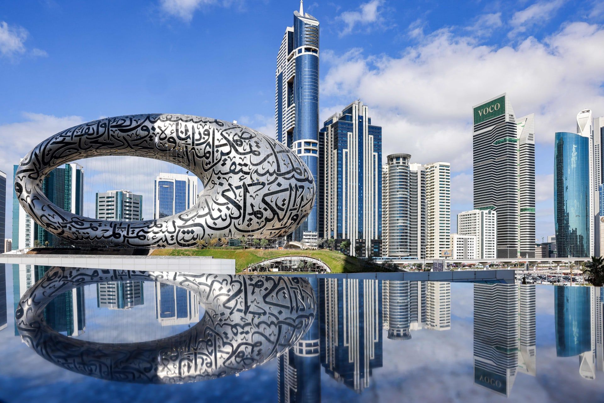 الامارات | طقس الغد صحو إلى غائم جزئياً مغبر أحياناً