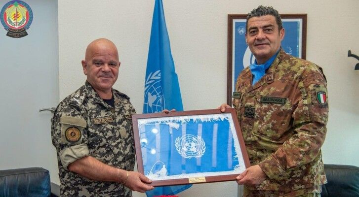 لاوندس زار مقر قيادة "اليونيفيل" في الناقورة مثمنًا جهودها لتثبيت الأمن والاستقرار جنوبًا