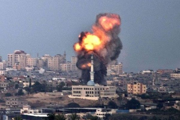 جيروزاليم بوست: مسؤولون في إدارة دونالد ترامب يعتبرون الوقت مناسبًا لصفقة شاملة تشمل إطلاق الاسرى وإنهاء الحرب