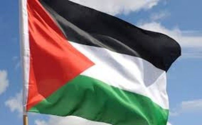 صحيفة الرياض: فلسطين دولة قادمة لأنها باتت أكبر من أن تختزل بملف تفاوضي أو تدار كأزمة دائمة
