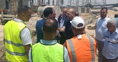 نائب محافظ الجيزة يتفقد محطة كهرباء بالبدرشين لتدعيم الدوائر المغذية للمحطات