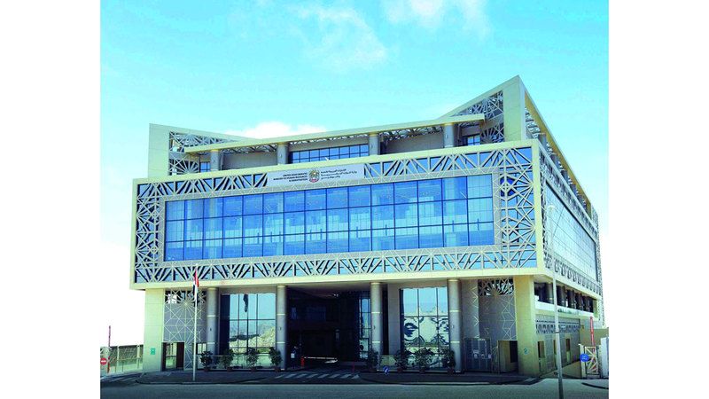 الامارات | «التوطين» تخالف 40 مكتباً لاستقدام العمالة المساعدة خلال النصف الأول