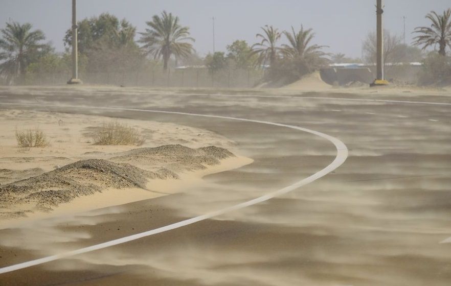 الامارات | "الوطني للأرصاد" يحذر من نشاط الرياح المثيرة للغبار