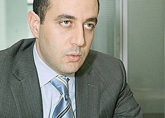 النيابة العامة المالية تحقق بملف اختلاس بنك "الاعتماد الوطني" وتصدر قرار منع سفر بحق نادر الحريري