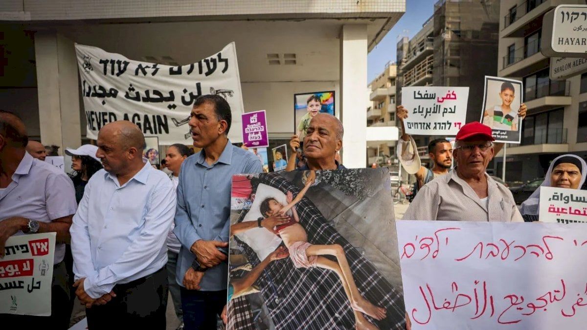 مشاهير ونجوم إسرائيل: كفانا تجويعاً وسفكاً لدماء الفلسطينيين