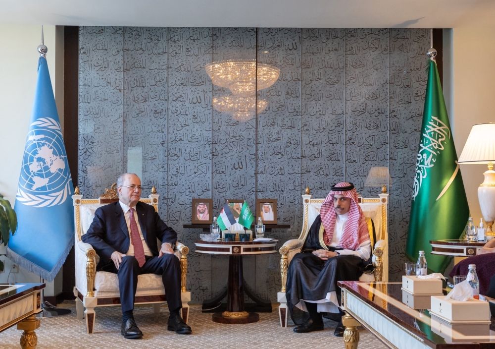 أخبار من السعودية.. وزير الخارجية يشهد توقيع 3 مذكرات التفاهم مع رئيس وزراء فلسطين