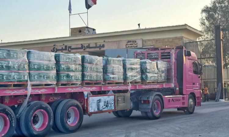 عبور 6 شاحنات سعودية جديدة إلى غزة ضمن حملة إغاثية ضخمة