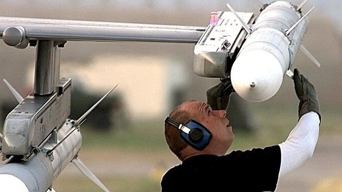 تقرير عبري: أميركا "ترفع الحظر" وتفتح أبواب التسليح الجوي الكامل للقاهرة.. ما السبب؟