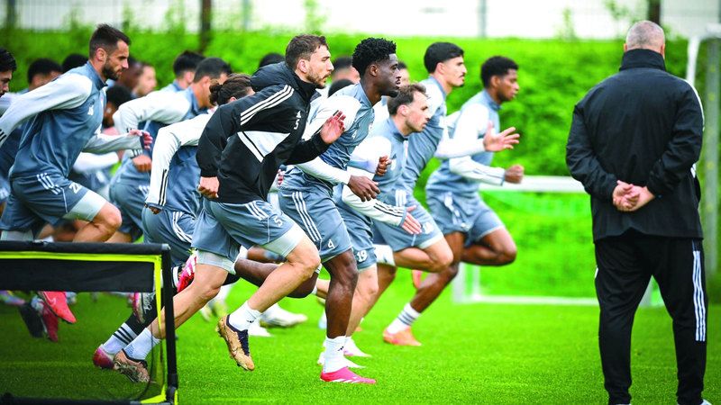 الامارات | «الأبيض» يواجه ليتشي الإيطالي استعداداً لعُمان وقطر