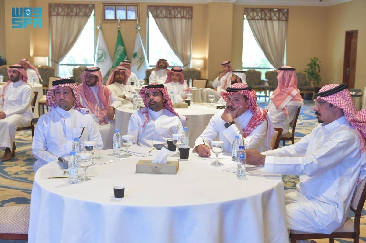 وزارة الداخلية تقيم ورش عمل لتعزيز التحول الرقمي في إمارات المناطق