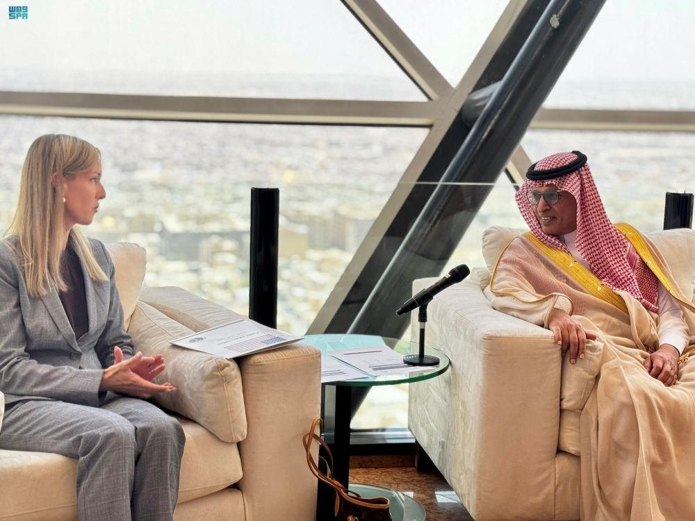 أخبار من السعودية.. "الحارثي" يكرم المشاركين في برنامج صناعة المحتوى بالإنجليزية