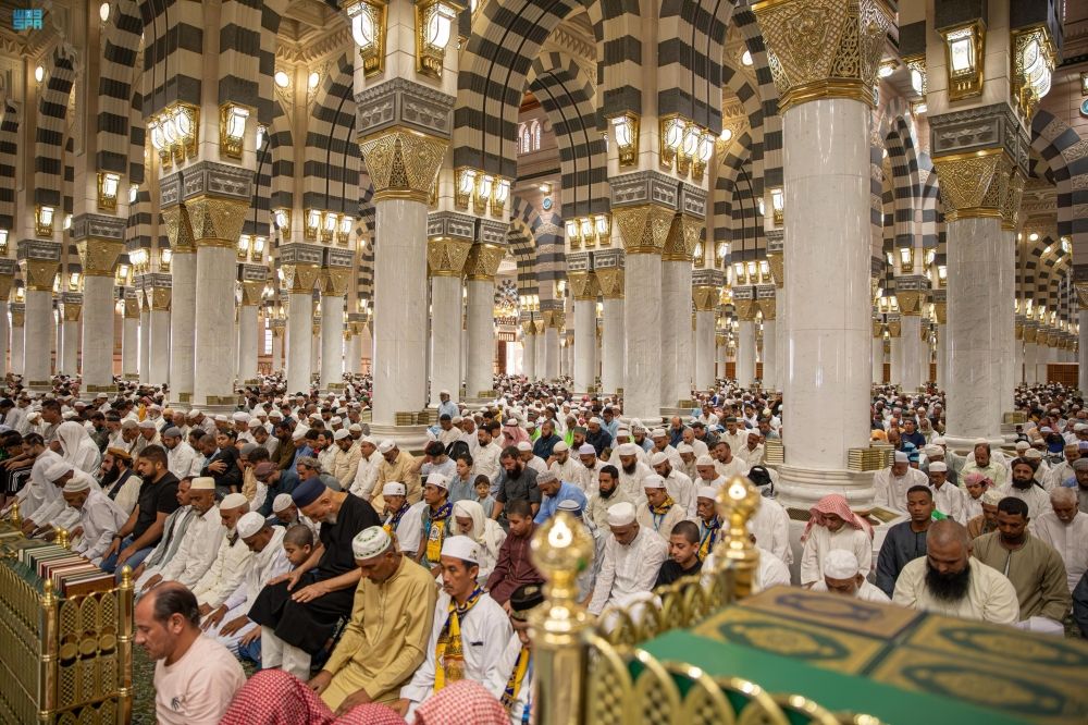 أخبار من السعودية.. ترجمة خطبتي الجمعة في الحرمين الشريفين إلى 15 لغة عالمية