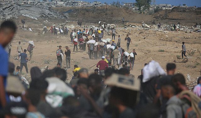 القناة 12: تضاؤل فرص التوصل لاتفاق بغزة وإصرار إسرائيلي على إبقاء نقاط التوزيع الأميركيّة