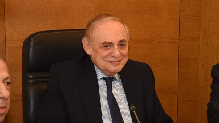 البستاني: على الحكومة والمجلس  اقرار قانون تحديد الفجوة المالية لإعادة اموال المودعين قبل آخر ايلول