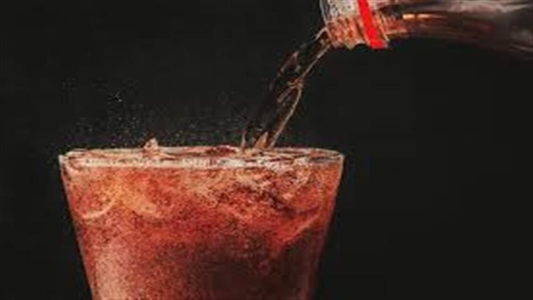 لا تدمجها مع الصودا أبدًا.. 5 أطعمة تدمر صحتك ببطء