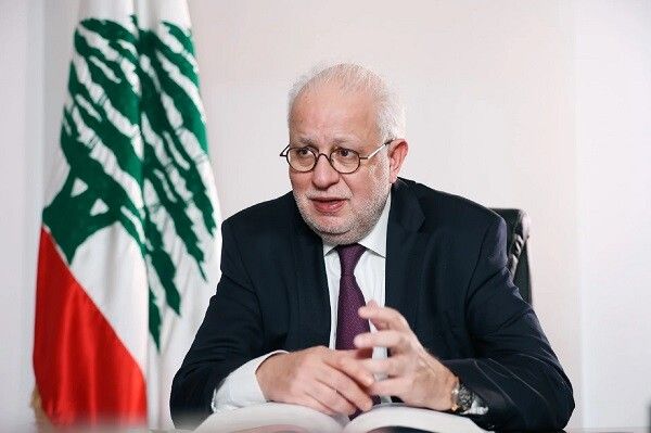 وزير العدل: إذا اختار حزب الله الإنتحار برفض تسليم سلاحه فلن يُسمح له بأن يجرّ لبنان والشعب معه