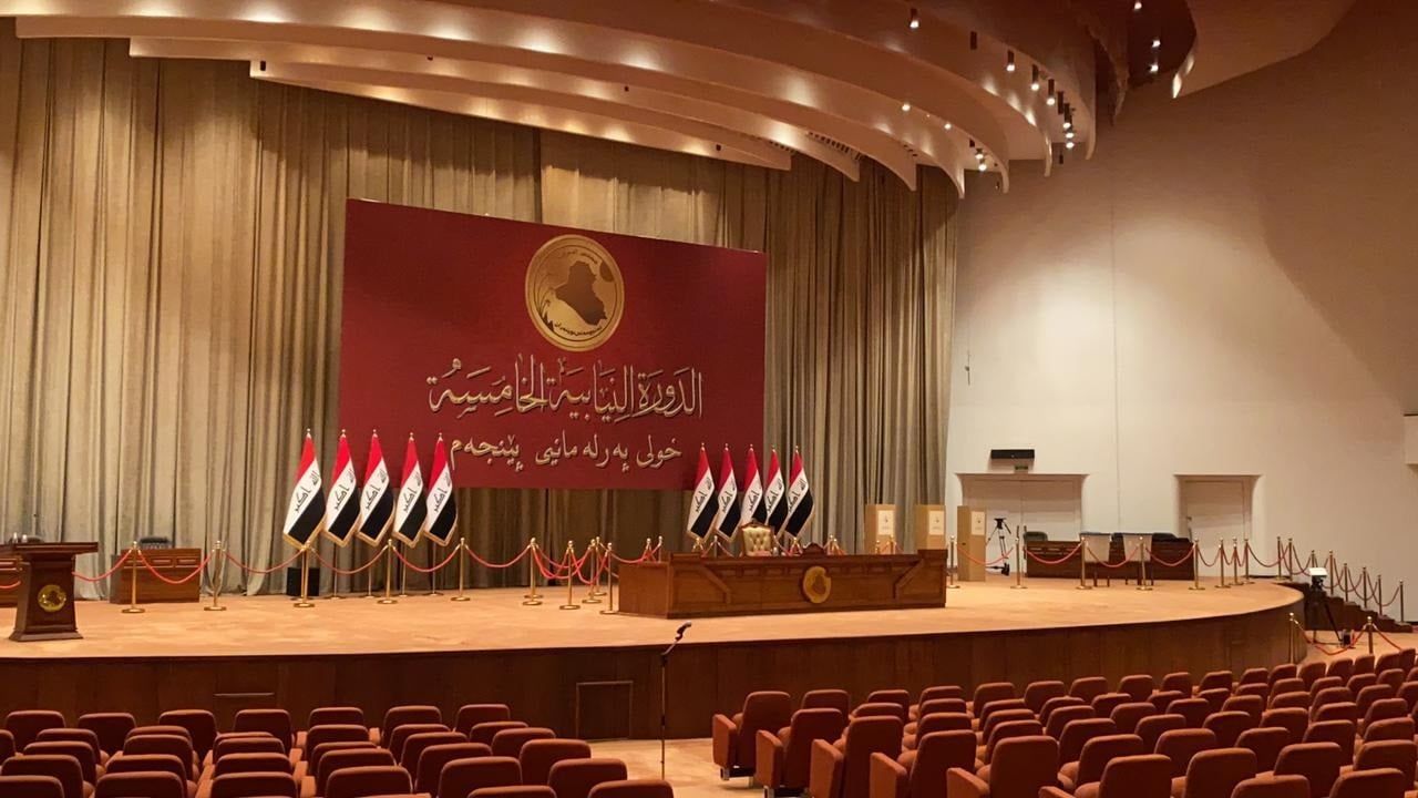 المدراء "المعمرون": معيار التصحيح يصطدم بامبراطوريات السياسة.. والتغيير يطال 17% من المدراء العامين فقط-عاجل