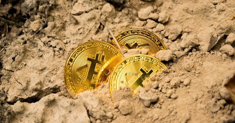 اختراق منصة “LuBian”: المخترق لا يزال يحتفظ بـ 14 مليار دولار من البيتكوين بعد 4 سنوات من أكبر سرقة رقمية صامتة