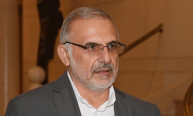 المقداد: جلسة الحكومة غدا "ما كان لازم تصير" وكل من يطالب بسحب السلاح من المقاومة في لبنان هو يتماهى مع المشروع الإسرائيلي - الأميركي