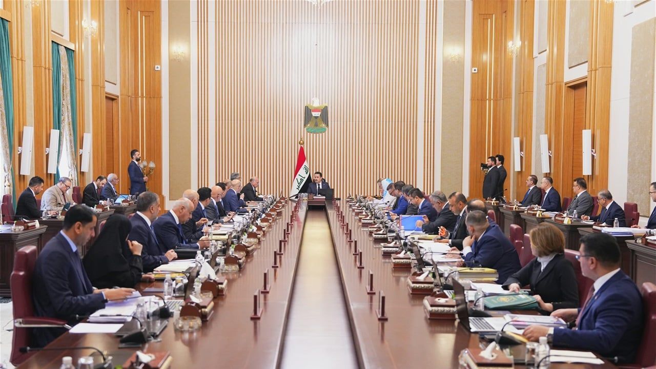 بينها يخص مجلس الثورة المنحل والكهرباء وزيارة الأربعين.. القرارات الكاملة لمجلس الوزراء