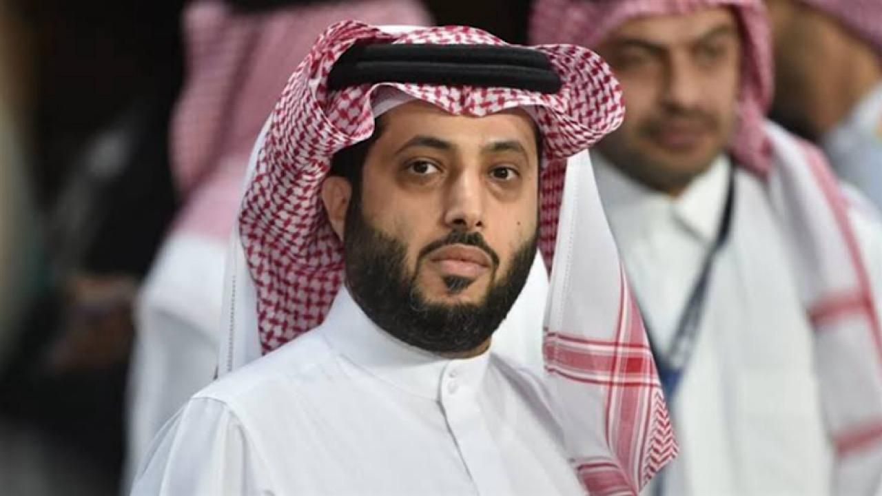 تركي آل الشيخ يوقع على حدث ترفيهي ضخم سيقام في 2027