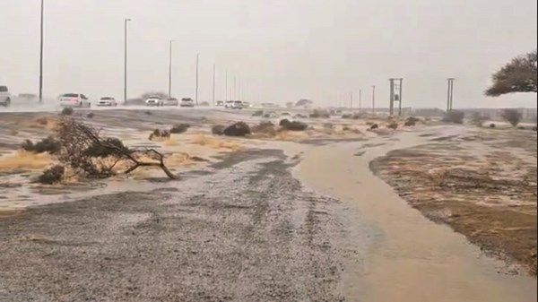 «الأرصاد» يتوقع استمرار الأمطار حتى الجمعة