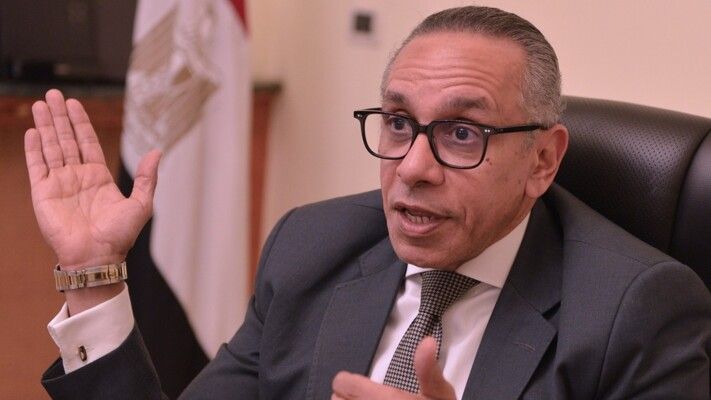 سفير مصر زار سلامة: مجلس الوزراء اصدر أمس قرارات مهمة ولا يُمكن أن نصل إلى نتيجة دون حوار