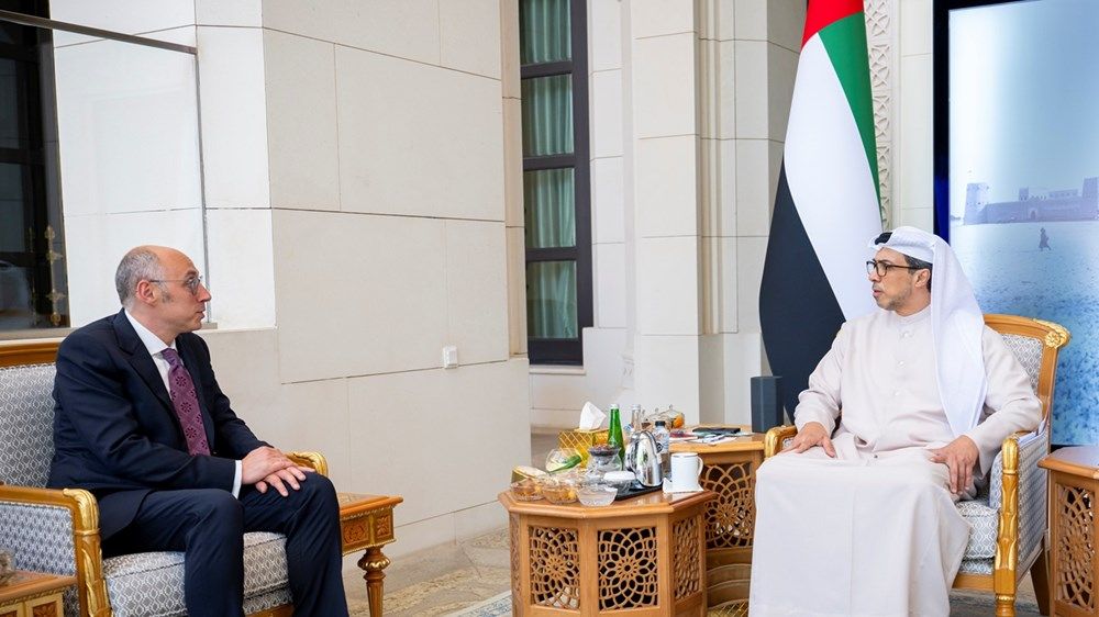 منصور بن زايد يستقبل سفير أوكرانيا بمناسبة انتهاء فترة عمله في الدولة