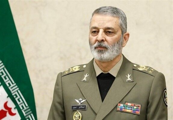 رئيس الأركان الإيراني: لن نسمح للكيان الصهيوني بتحقيق أهدافه بتوسيع احتلاله وزعزعة الاستقرار بالمنطقة
