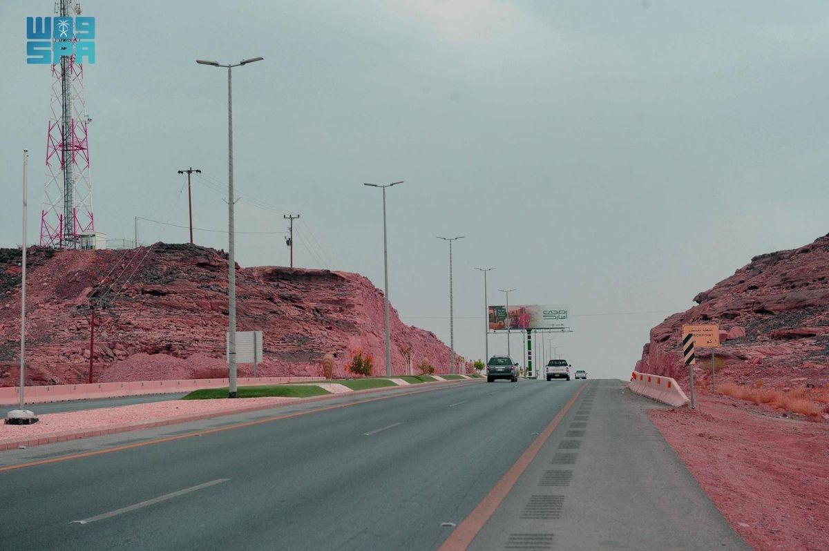 مركز بئر عسكر بنجران يجمع بين اعتدال أجوائه الصيفية ومناظره الخلابة