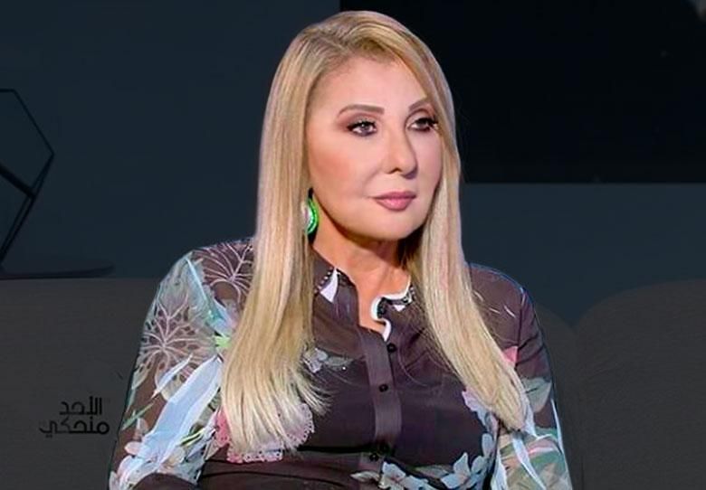 بـ جمبسوت فضي لامع.. شاهد نادية الجندي تخطف الأنظار بإطلالة جذابة