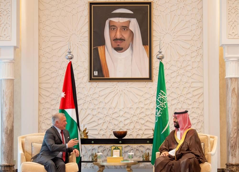 ولي العهد وملك الأردن يبحثان تطورات الأوضاع في فلسطين