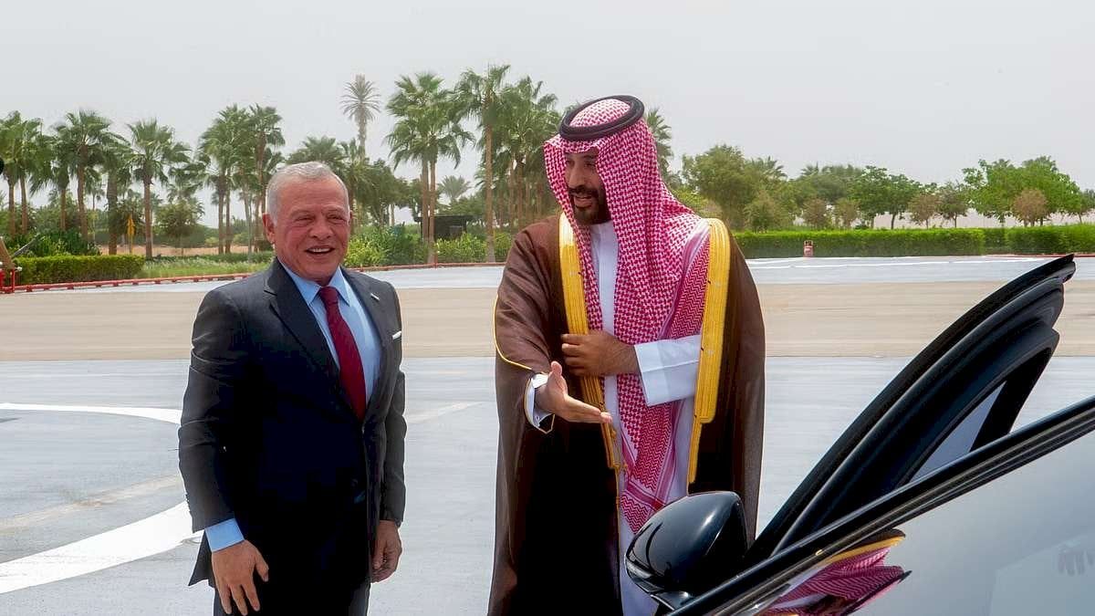 محمد بن سلمان يلتقي عبدالله الثاني في نيوم