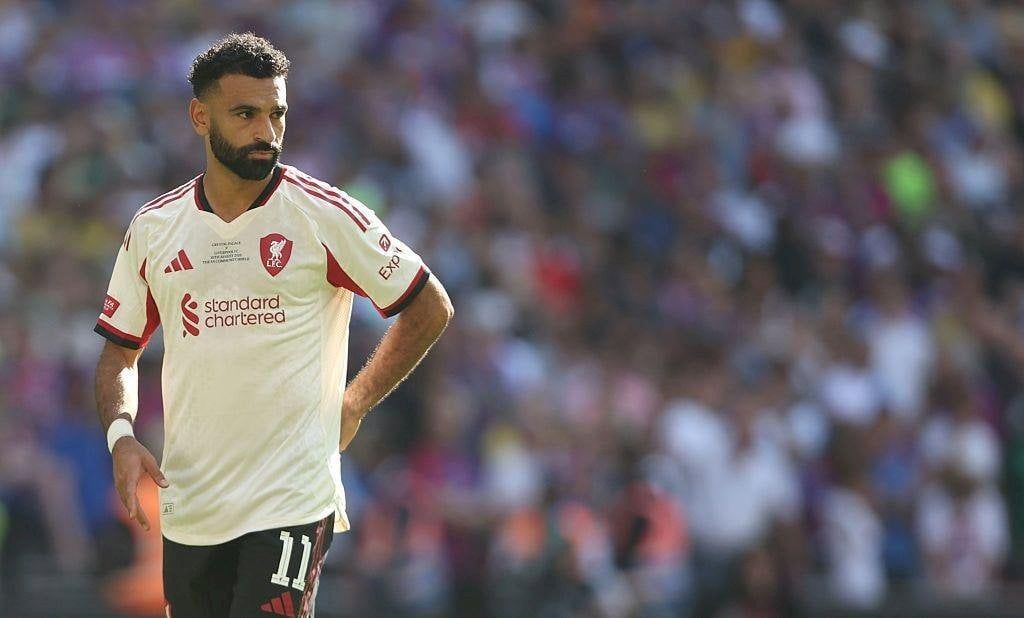 ليفربول يفتتح الموسم أمام بورنموث وسط عواصف الصفقات