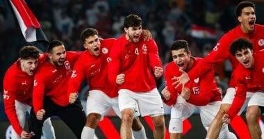 ناشئو مصر يقدمون أداء مذهلا ويفوزون على إسبانيا 15-13 في ربع نهائي كأس العالم لليد