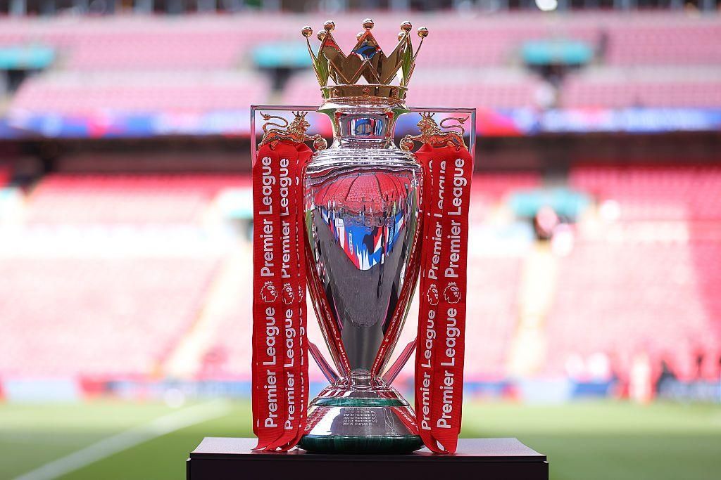 ليفربول يفتتح الموسم أمام بورنموث وسط عواصف الصفقات